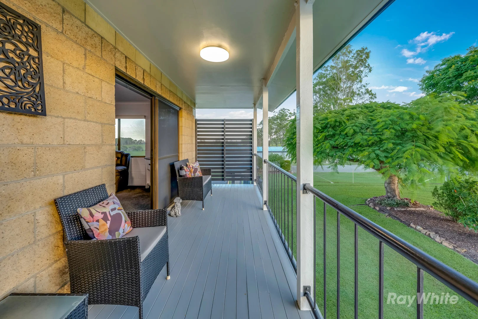 Additional image 20 of 9 Eden Street East, Walkers Point QLD 4650