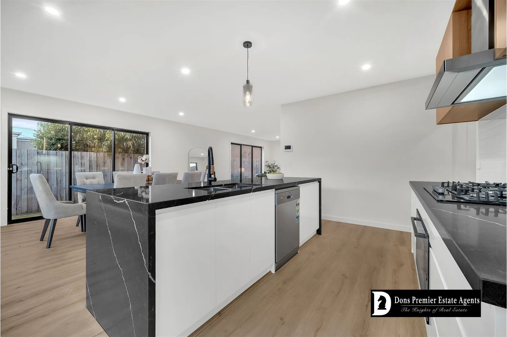 Additional image 12 of Unit 7/132 Golf Links Road, Berwick VIC 3806