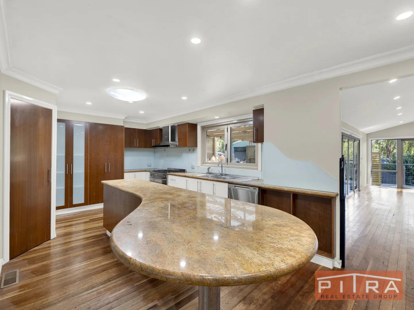 Additional image 5 of 122 Mountain View Road, Briar Hill VIC 3088