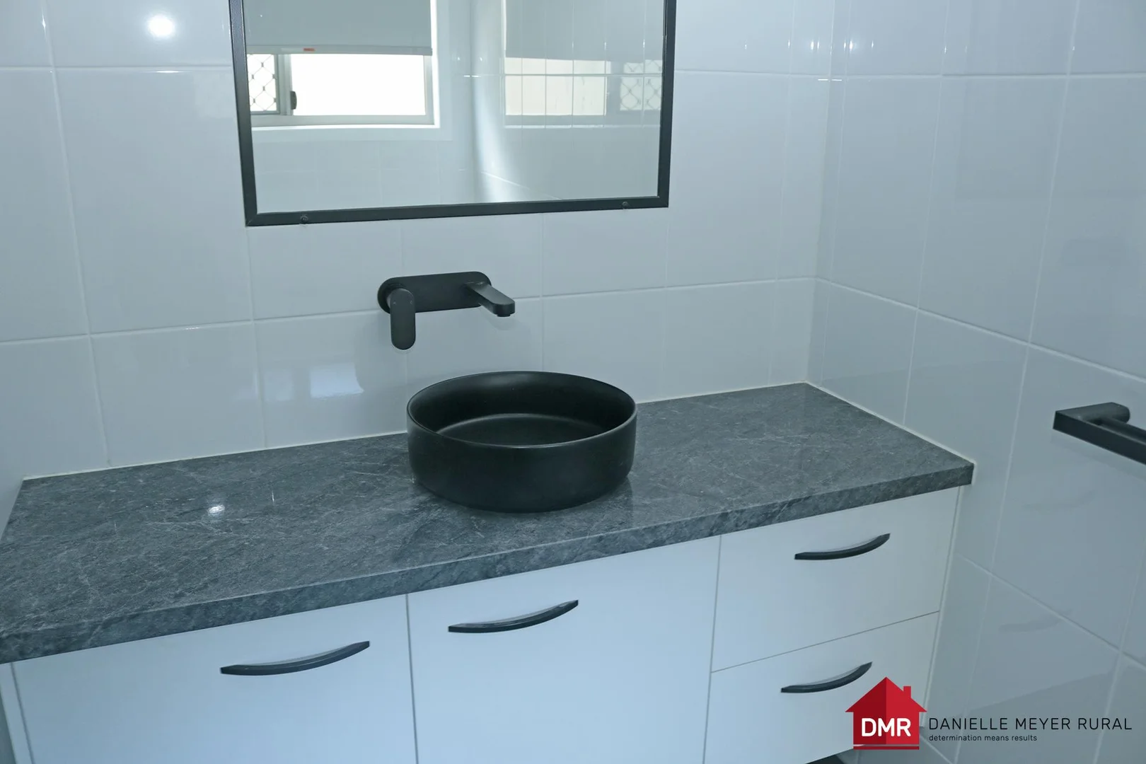 Additional image 10 of 108A Lyons Street, Mundubbera QLD 4626