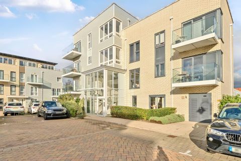 Green Park, Reading, Berkshire RG2