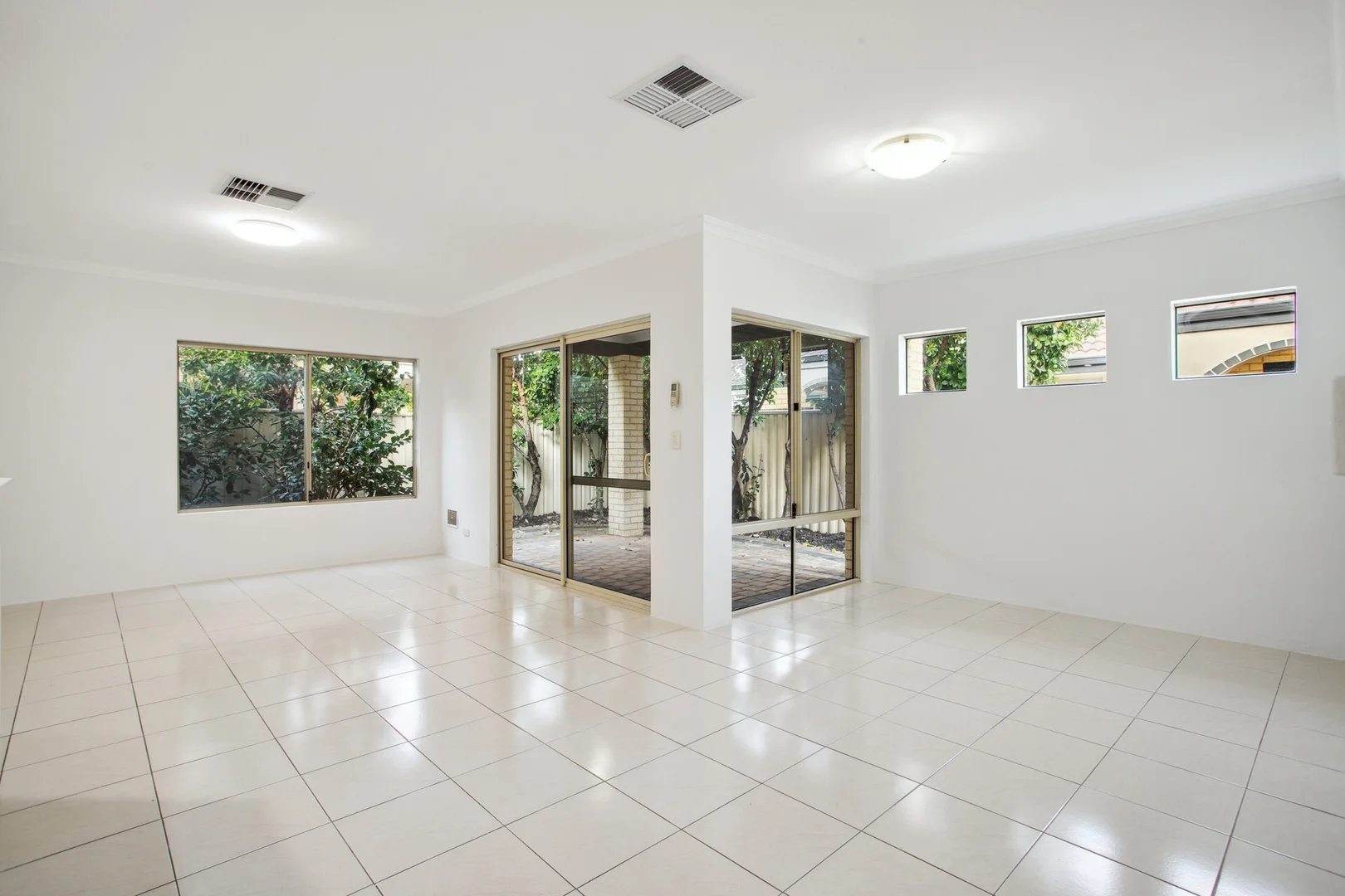 Additional image 5 of 6 Graceland Ave, Landsdale WA 6065