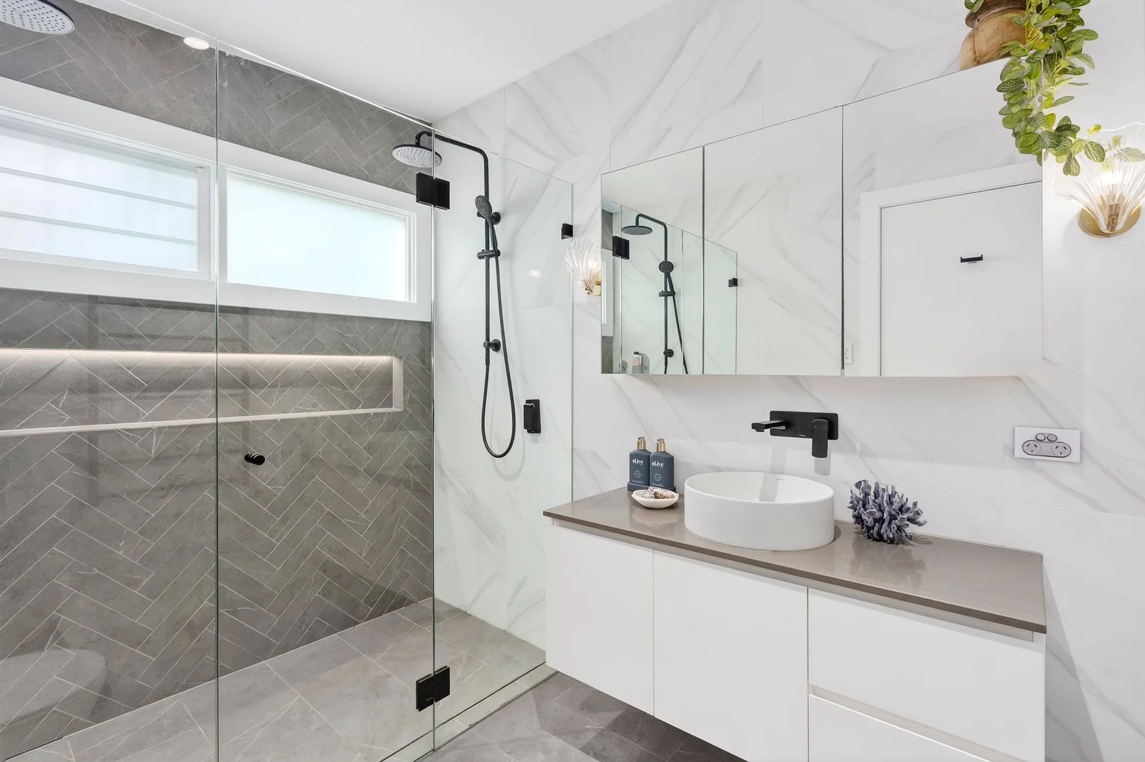 Additional image 10 of 4 Waterview Street, Mona Vale NSW 2103