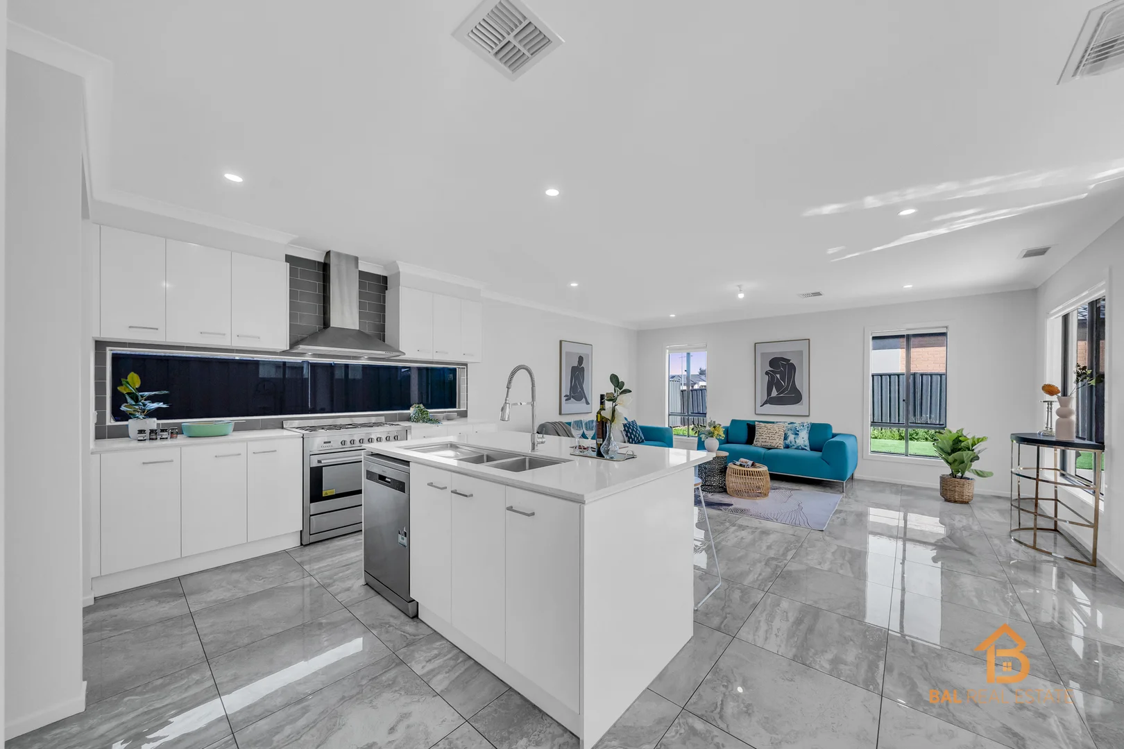 Additional image 4 of 8 Montia Street, Tarneit VIC 3029