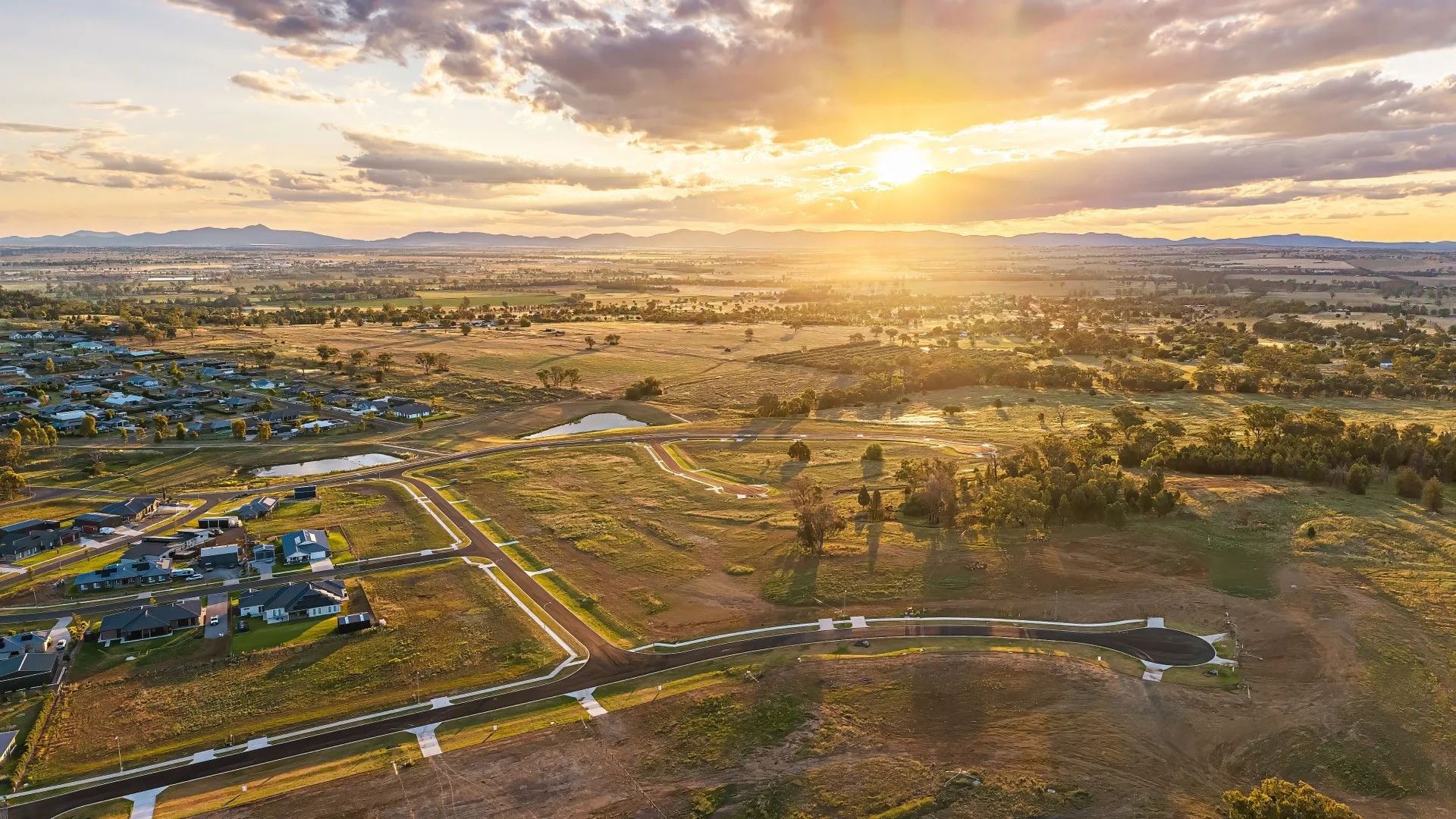 Windmill Downs & Valley Estates, Moore Creek NSW 2340