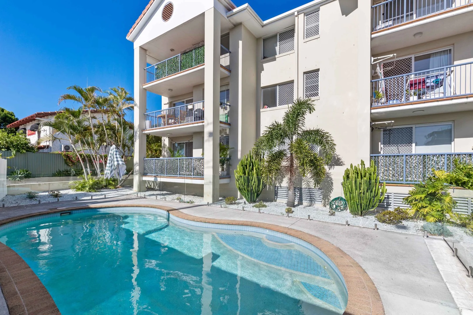 Additional image 3 of 1/2311 Gold Coast Highway, Mermaid Beach QLD 4218