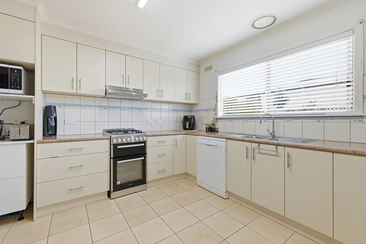 Additional image 5 of 34 McCullough Street, Lakes Entrance VIC 3909