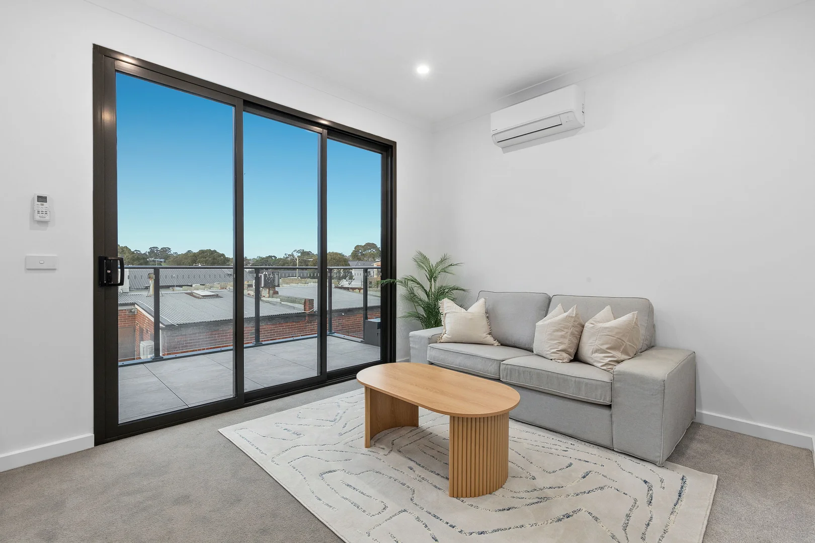 Additional image 5 of 2/25 Cleveland Road, Ashwood VIC 3147