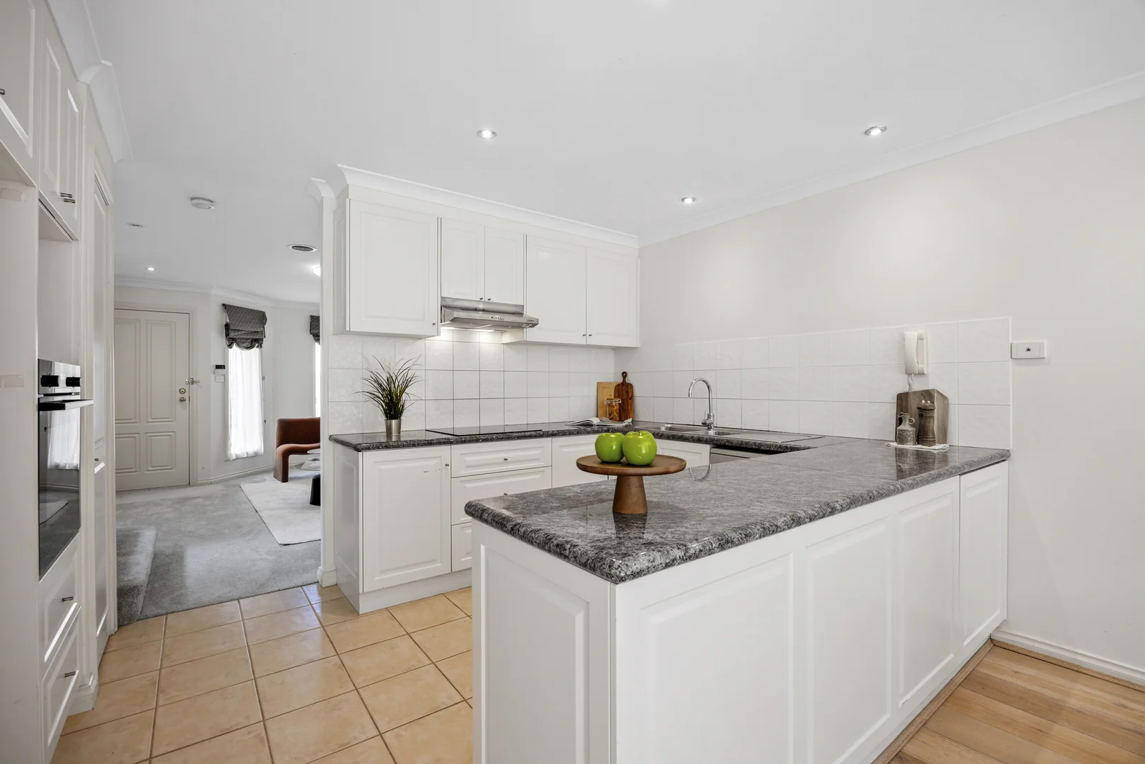Additional image 5 of 2/405-409 Manningham Road, Doncaster VIC 3108