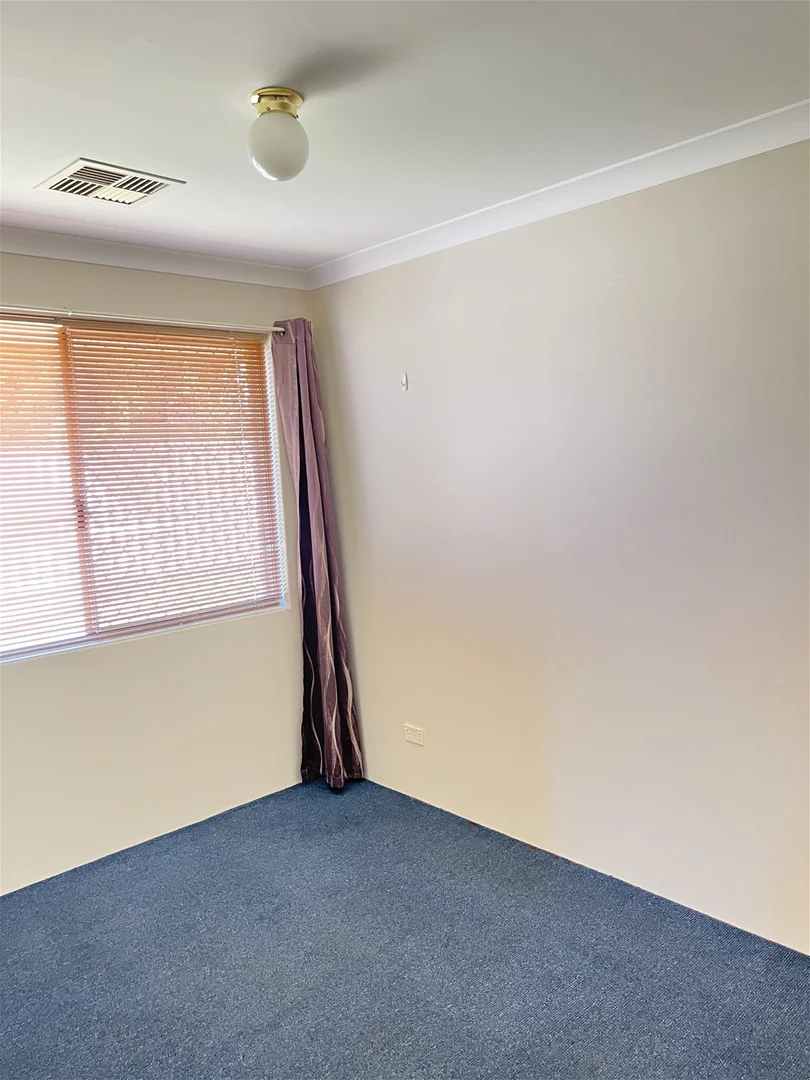 Additional image 12 of 6 Dunlowe Loop, Warnbro WA 6169