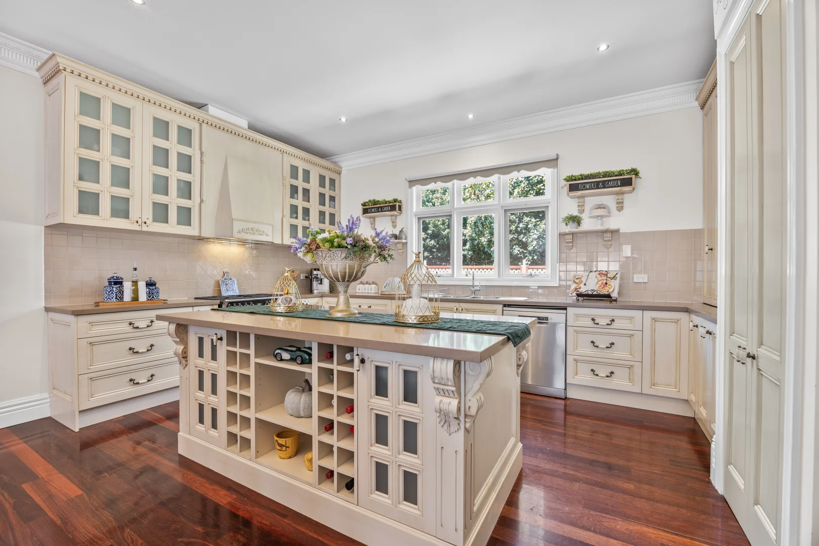 Additional image 5 of 10 Woodbury Avenue, Caroline Springs VIC 3023