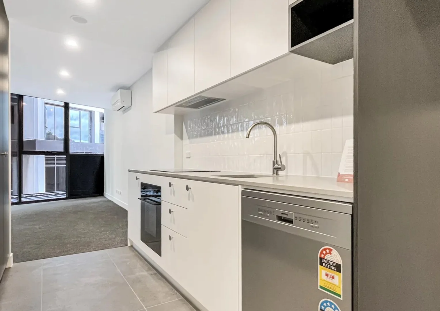 Additional image 4 of 105/11 Launceston Street, Phillip ACT 2606