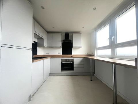 Warburton Road, Southampton, Hampshire SO19