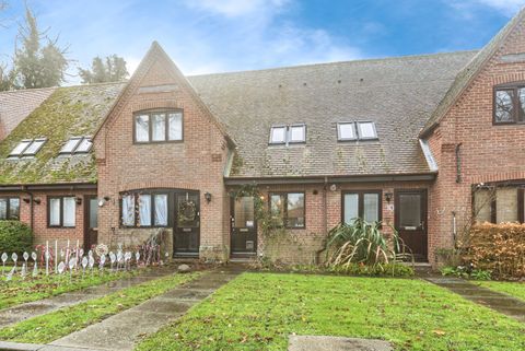 Haywood Court, Reading RG1