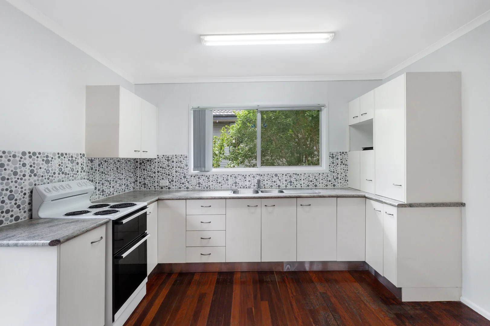 Additional image 5 of 9 Alkooie Avenue, Clontarf QLD 4019