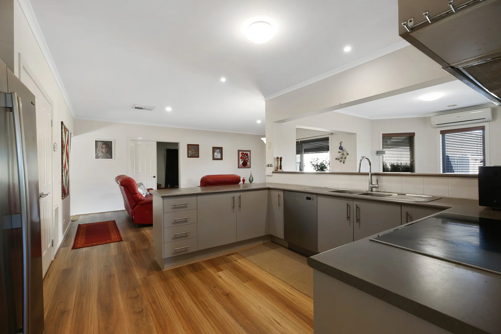 Additional image 4 of 41 Grange Crescent, Warragul VIC 3820