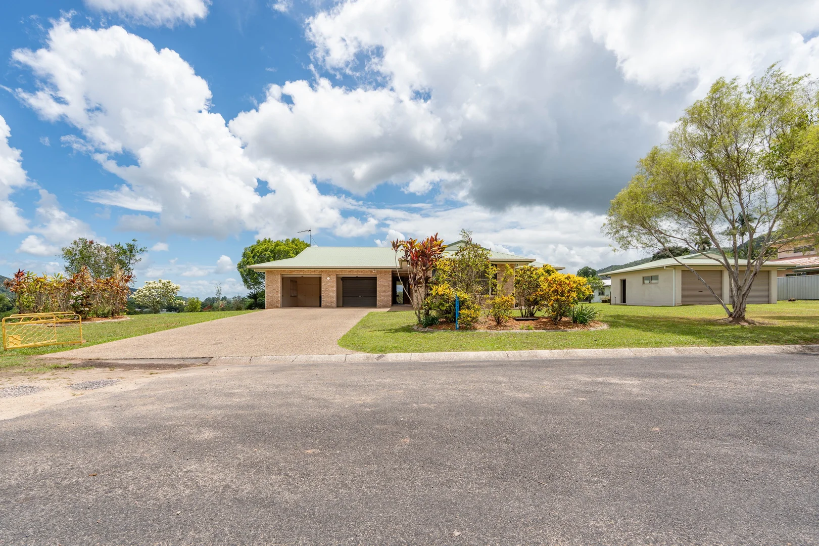 Additional image 44 of 16-18 Hielscher St, Tully QLD 4854