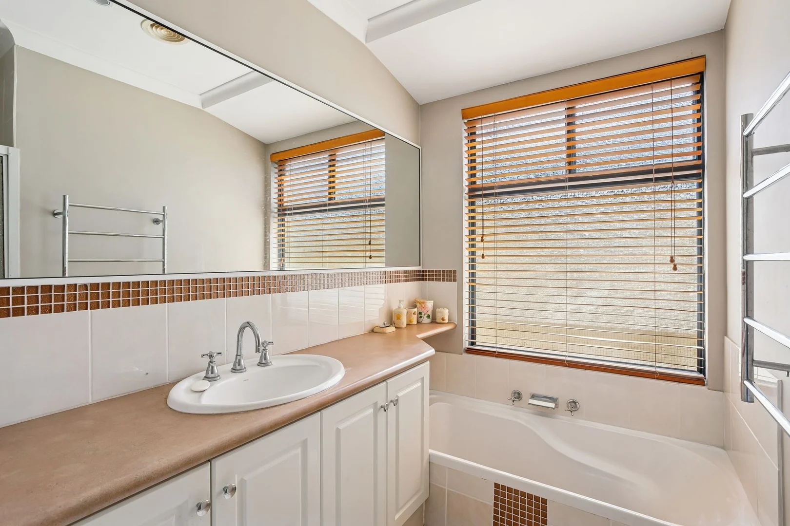 Additional image 21 of 36 Portofino Turn, Ellenbrook WA 6069