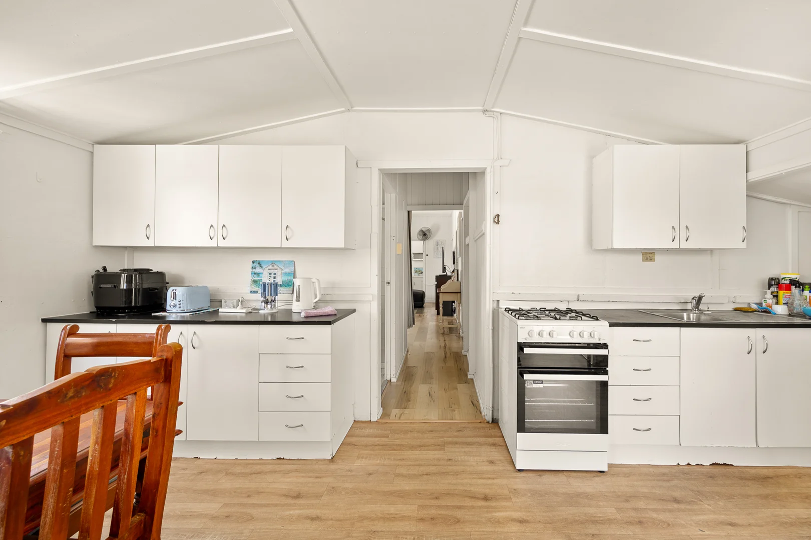 Additional image 14 of 184 Hornibrook Esplanade, Clontarf QLD 4019