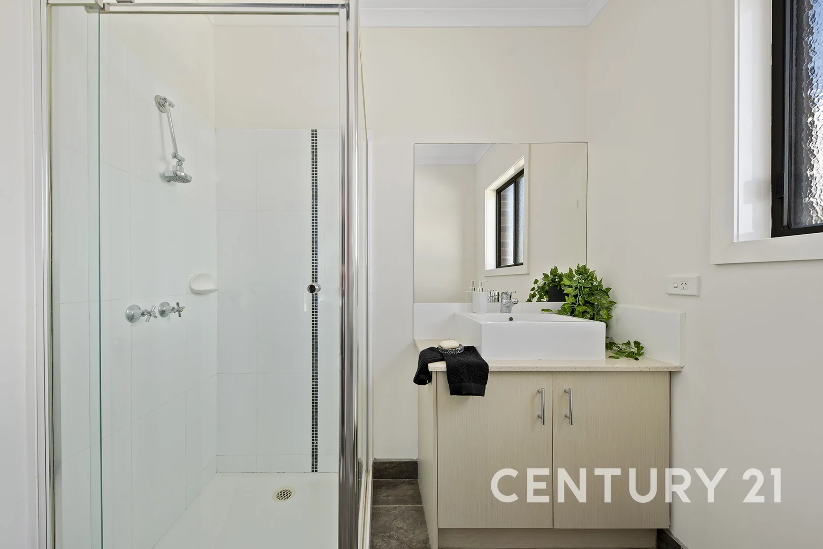 Additional image 13 of 40 Bluehills Boulevard, Pakenham VIC 3810