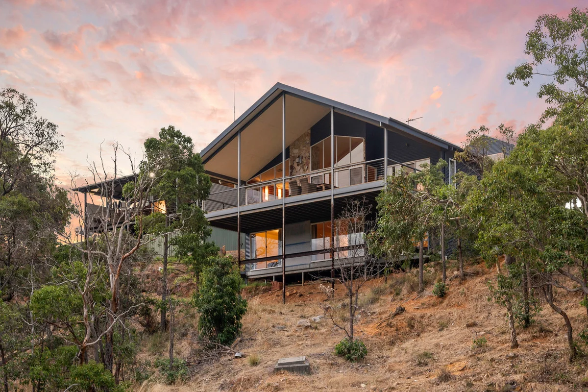 Additional image 2 of 8 Jade Street, Mount Richon WA 6112