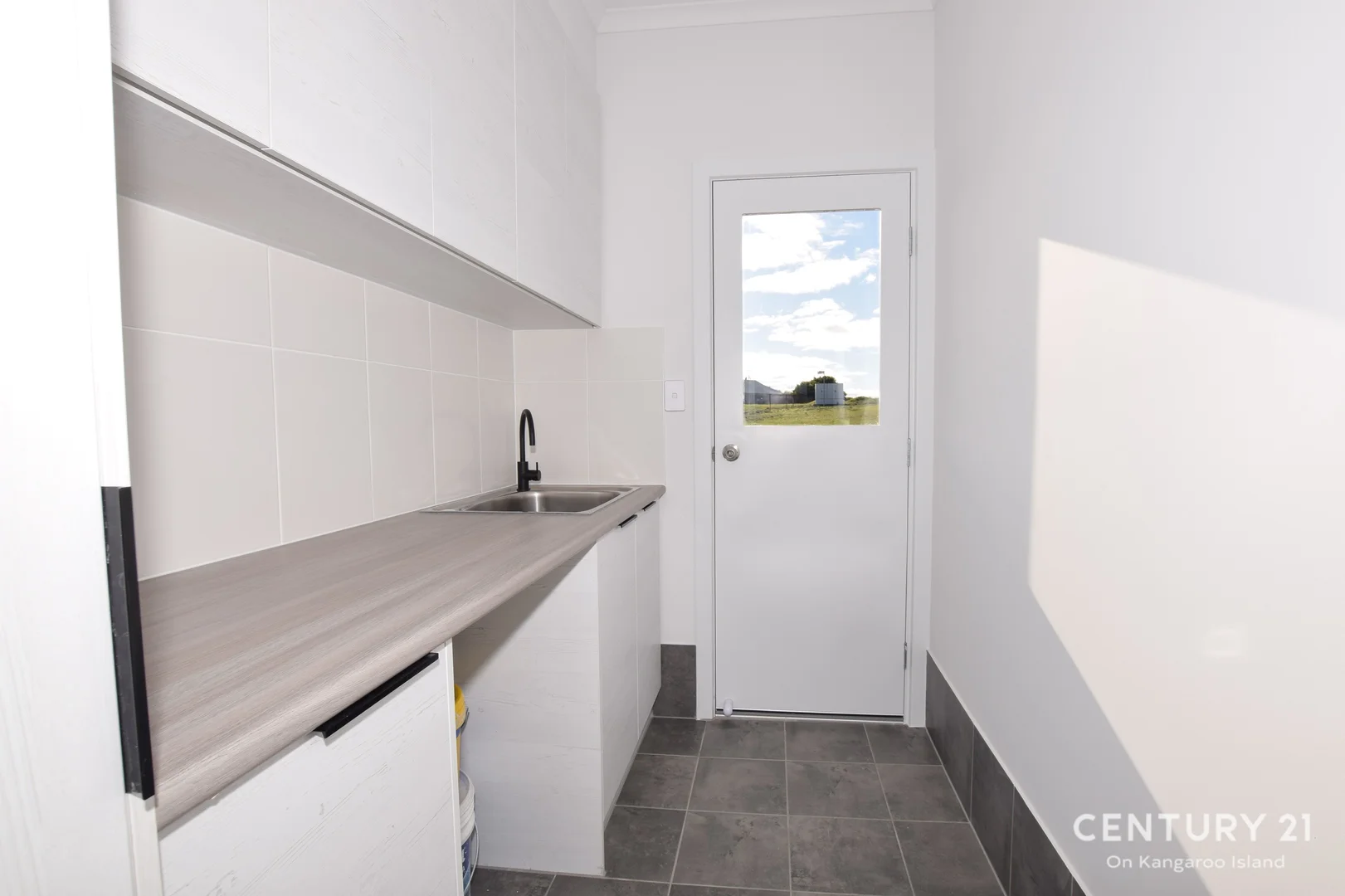 Additional image 22 of 3 Sebastian Boulevard, Kingscote SA 5223