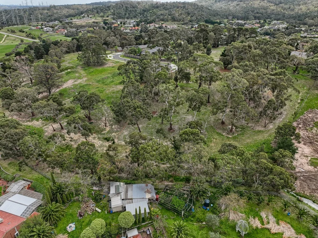 Additional image 13 of 6 Mannahaven Close, Endeavour Hills VIC 3802
