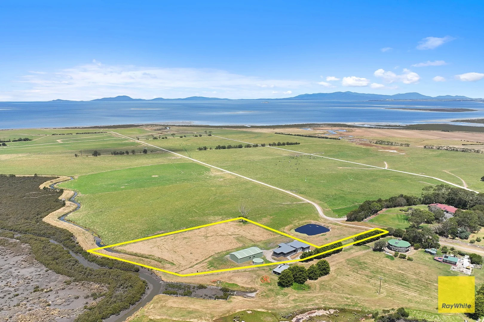 47 Old Hat Rd, Foster VIC 3960