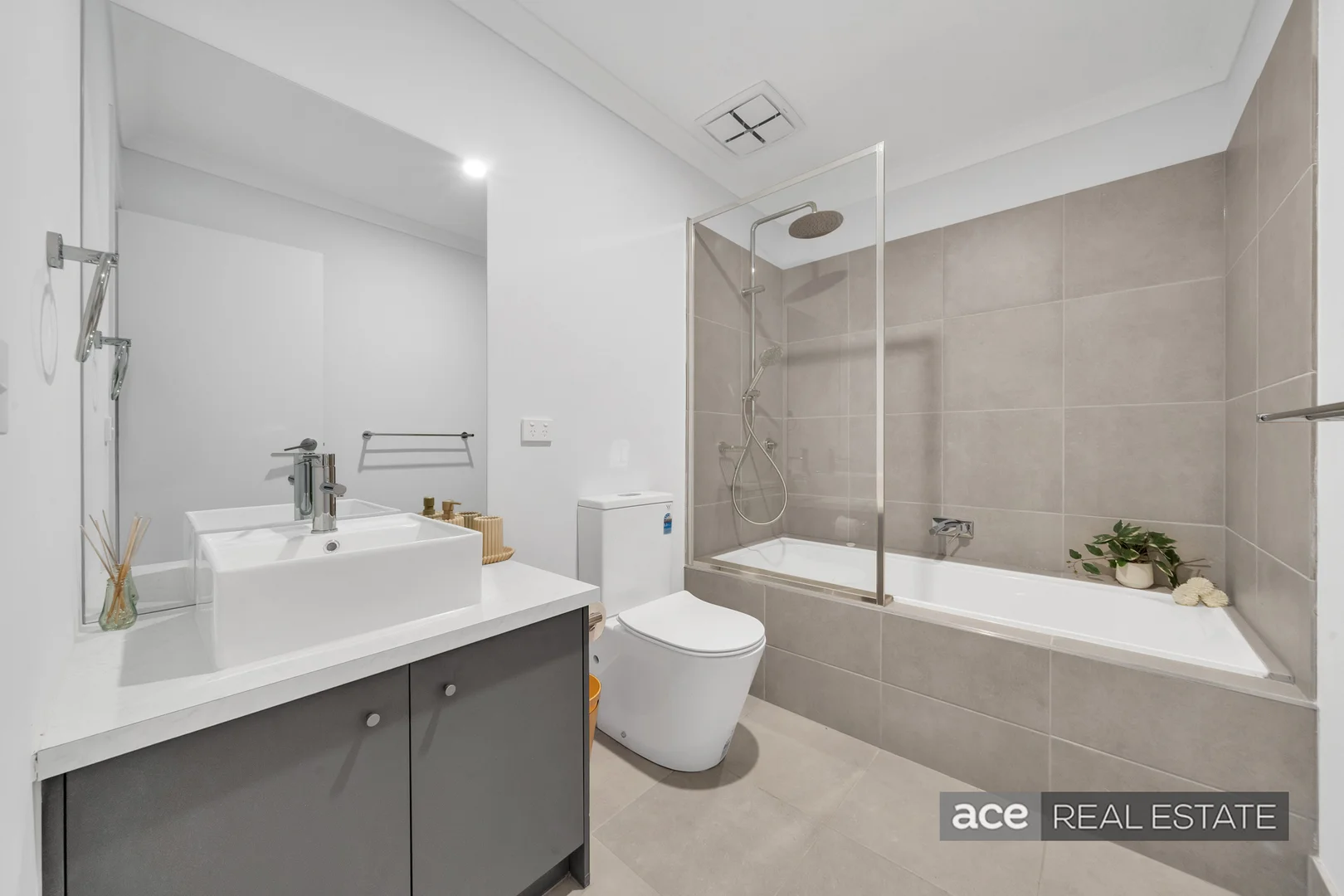 Additional image 13 of 30 Huntingfield Street, Thornhill Park VIC 3335