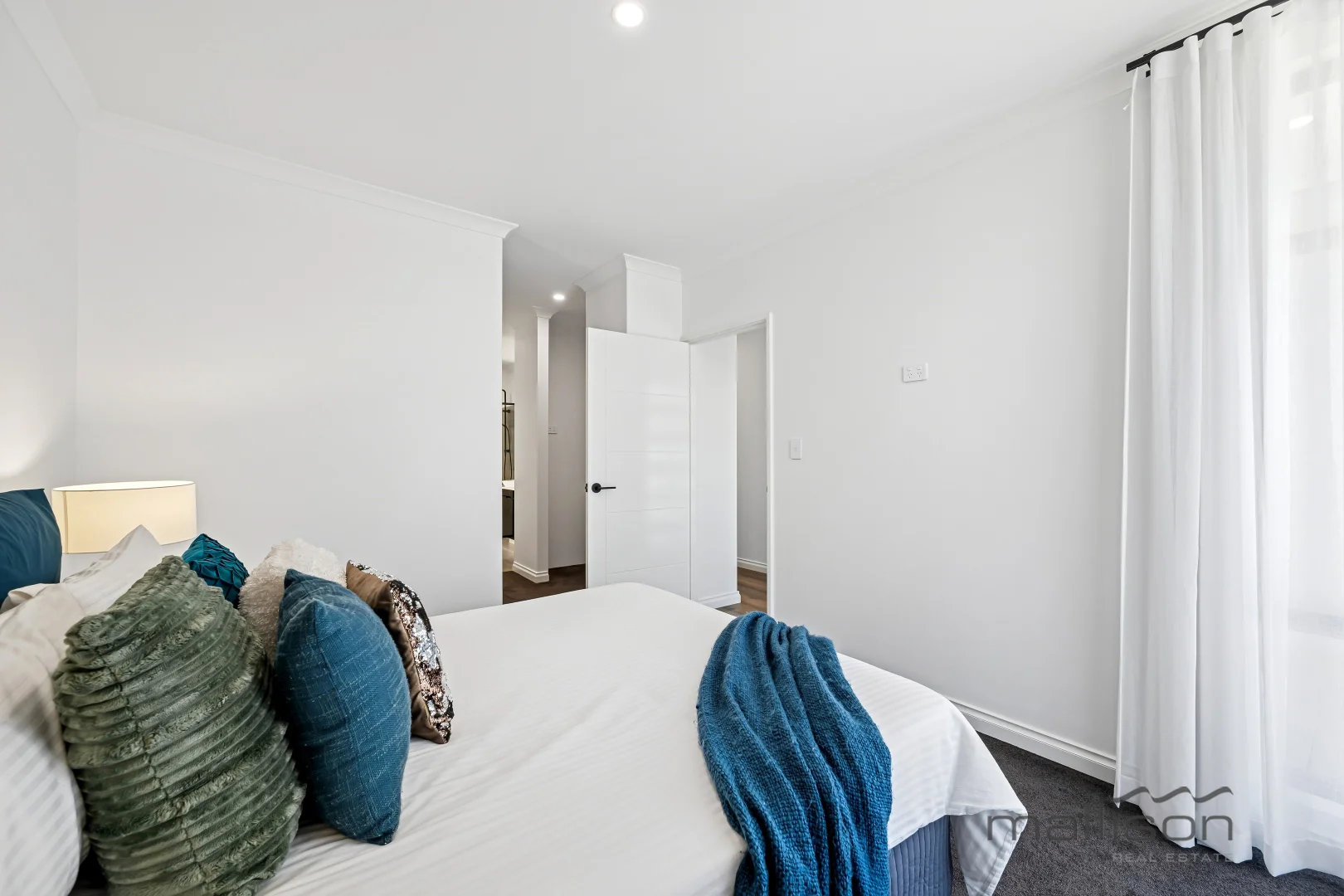 Additional image 3 of 33 Bluegrass Street, Treeby WA 6164