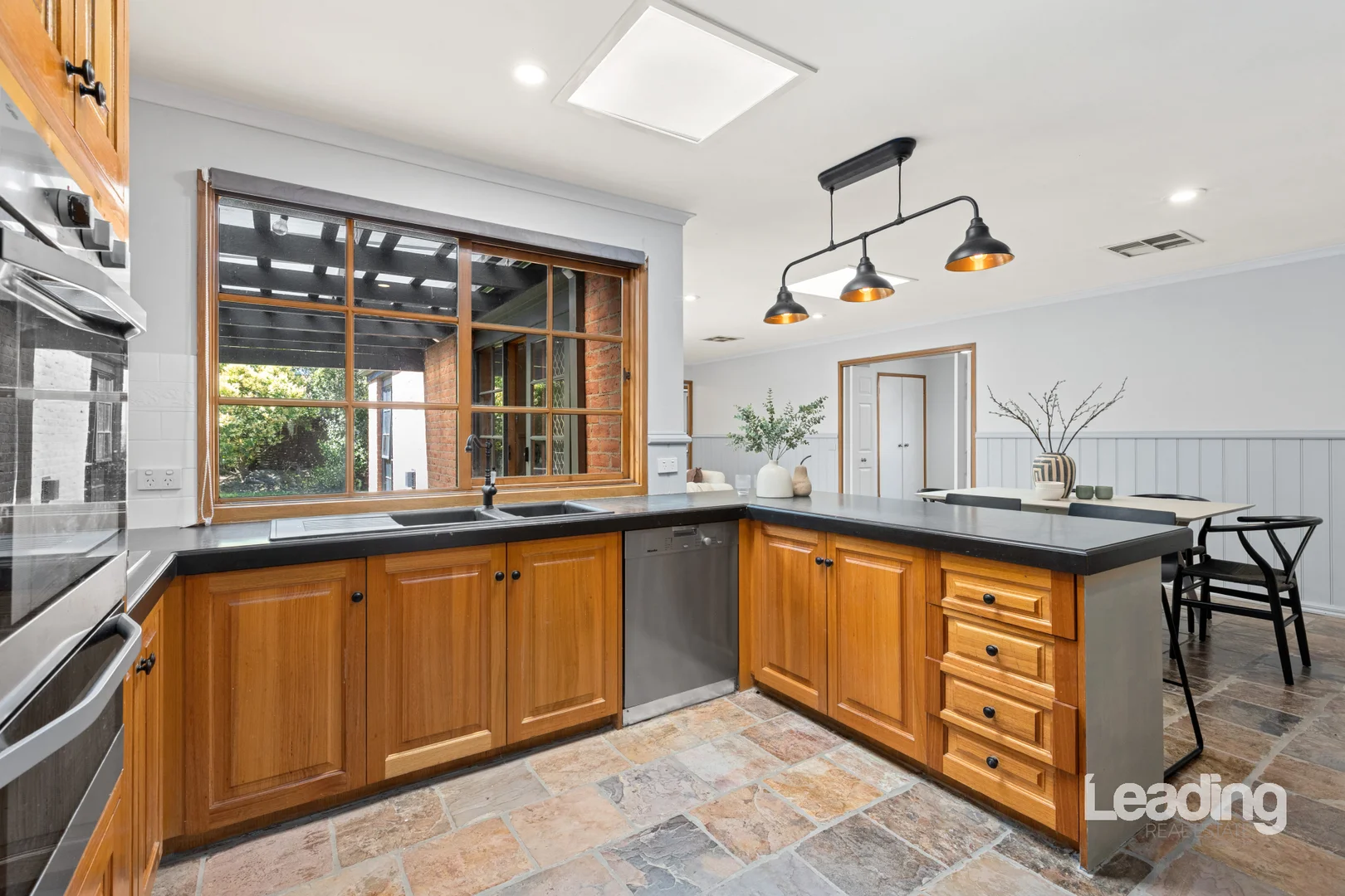 Additional image 7 of 5 Glenauburn Court, Sunbury VIC 3429