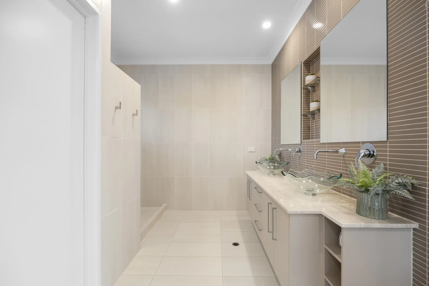 Additional image 16 of 2 Elimbah Street, Pelican Waters QLD 4551
