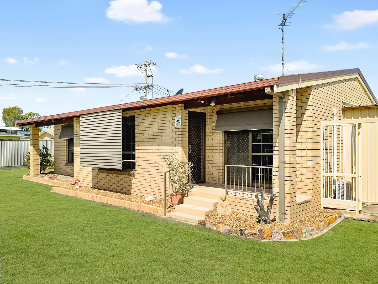 Additional image 3 of 32 Hansen Street, Urangan QLD 4655