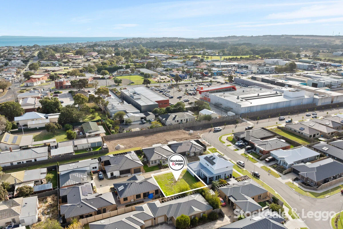 Additional image 3 of 2/39 Serene Terrace, Drysdale VIC 3222