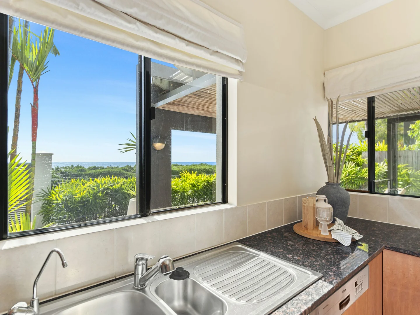 Additional image 18 of 12/5-7 Arlington Esplanade, Clifton Beach QLD 4879