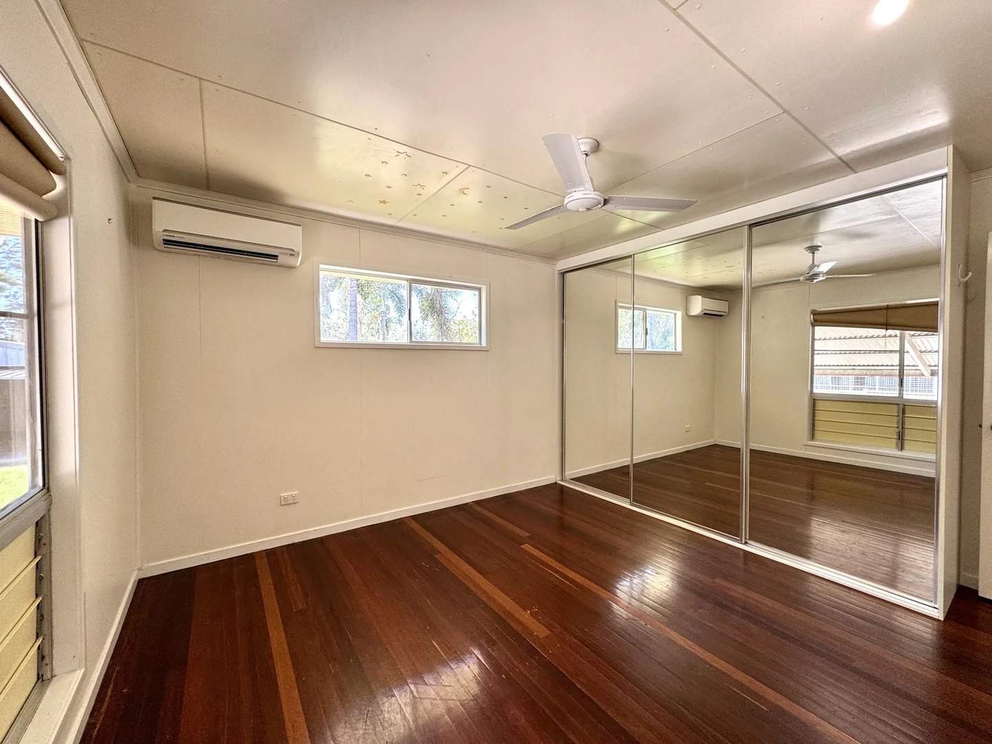 Additional image 13 of 30 KENNEDY Drive, Moranbah QLD 4744