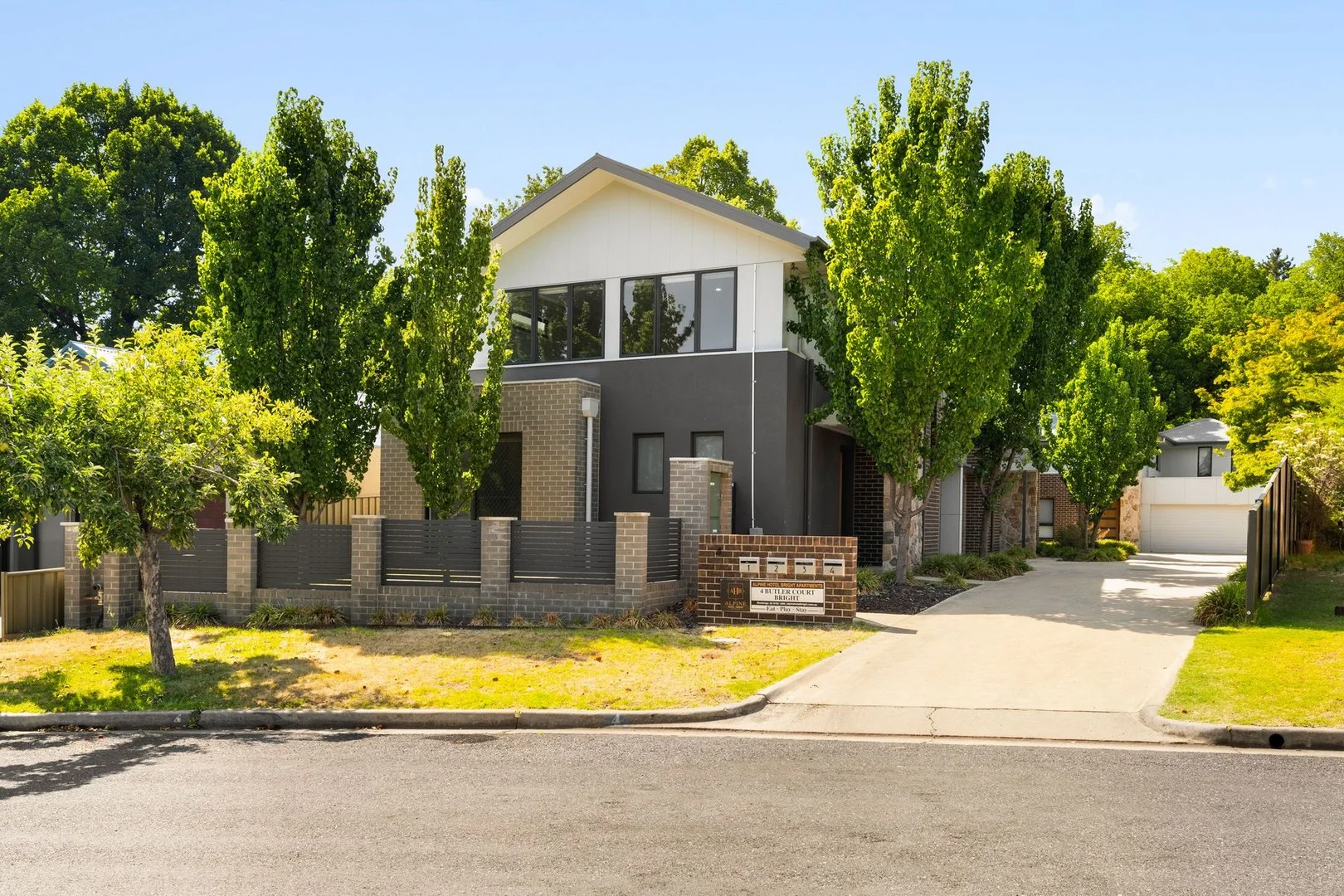 Additional image 37 of 2 & 3/4 Butler Court, Bright VIC 3741