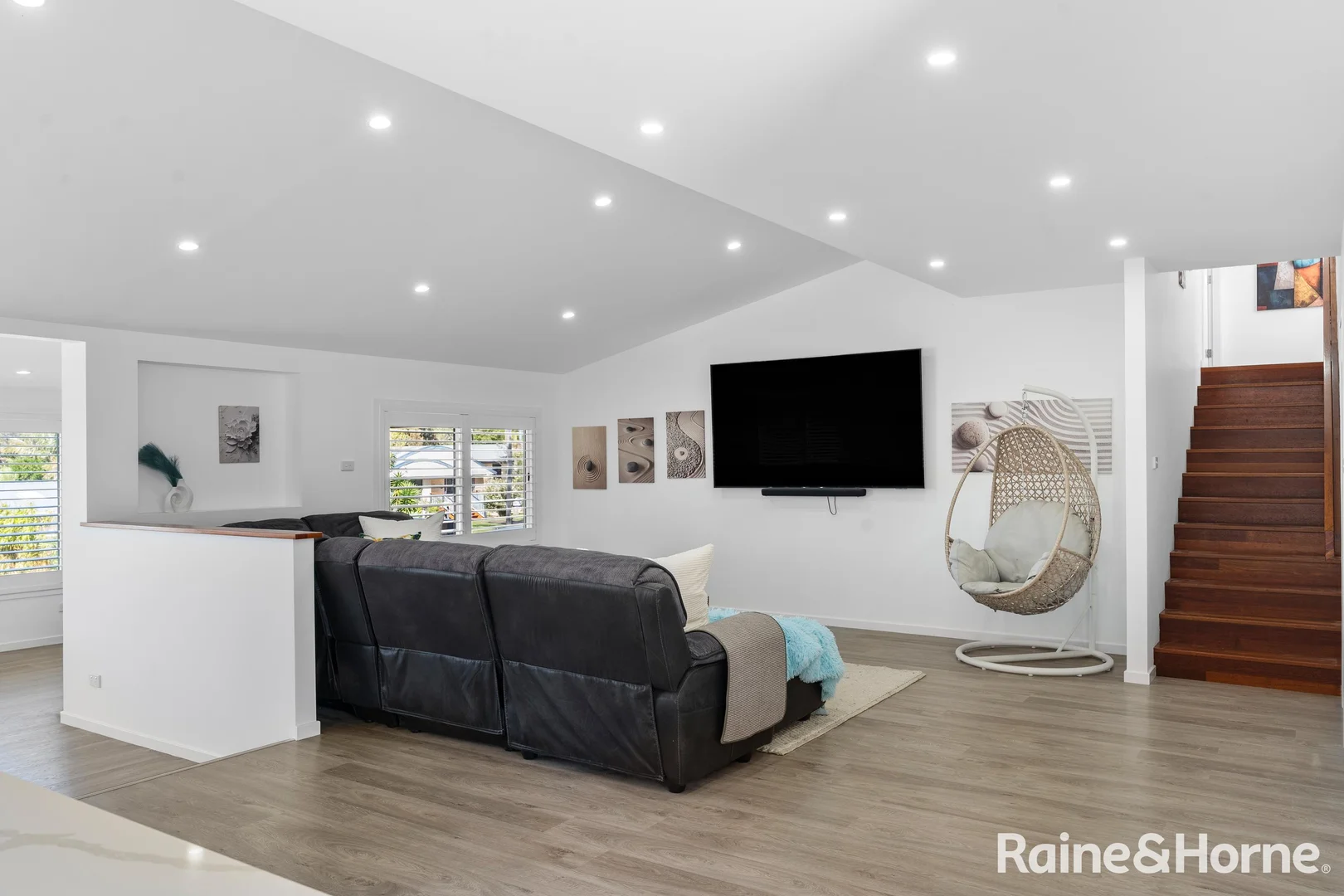 Additional image 10 of 22 The Parapet, Manyana NSW 2539