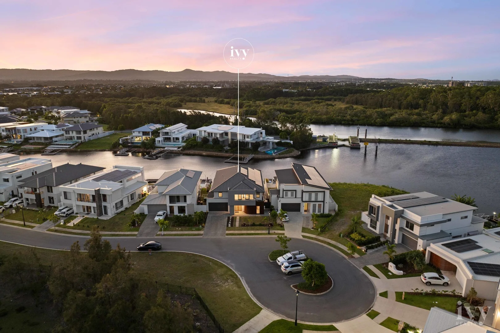 Additional image 28 of 188 Lake Serenity Boulevard, Helensvale QLD 4212