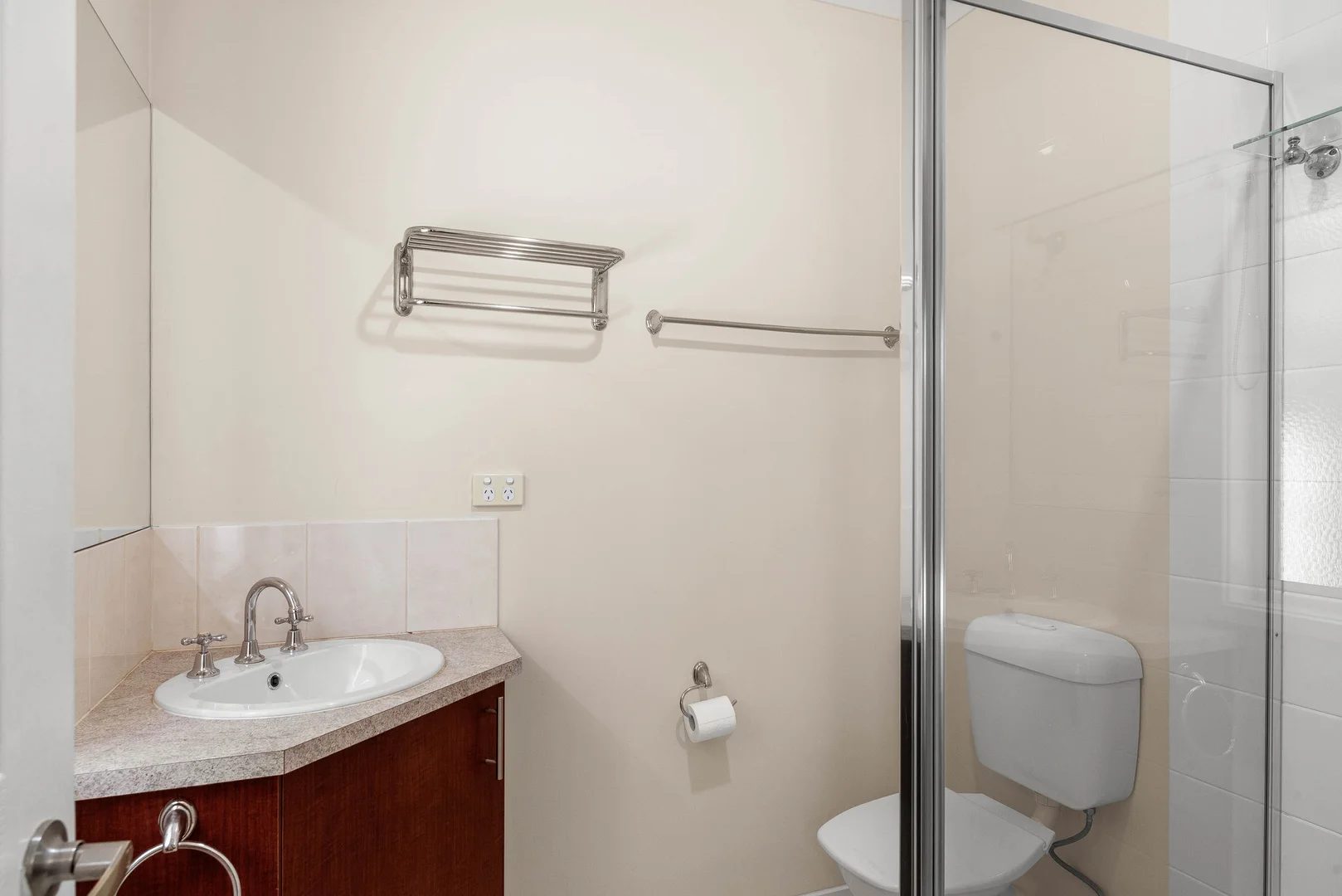 Additional image 7 of 1/28 Grandview Grove, Cowes VIC 3922