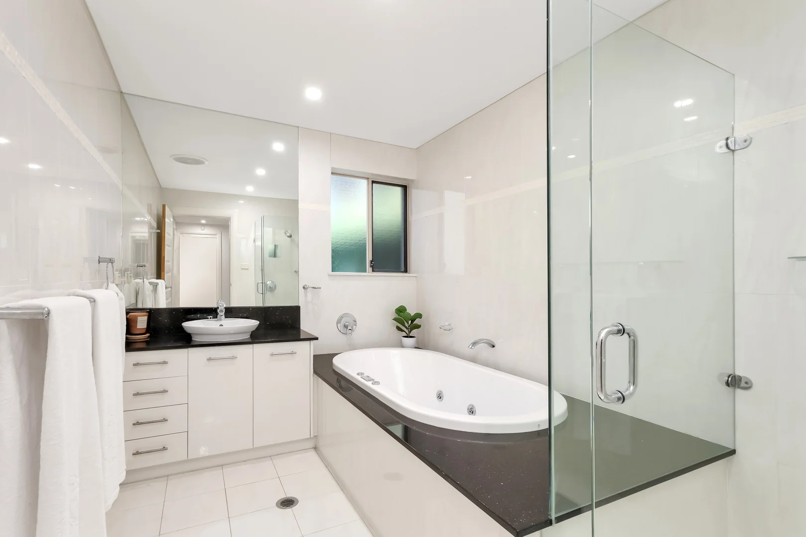 Additional image 14 of 2/19 Grosvenor Road, Terrigal NSW 2260