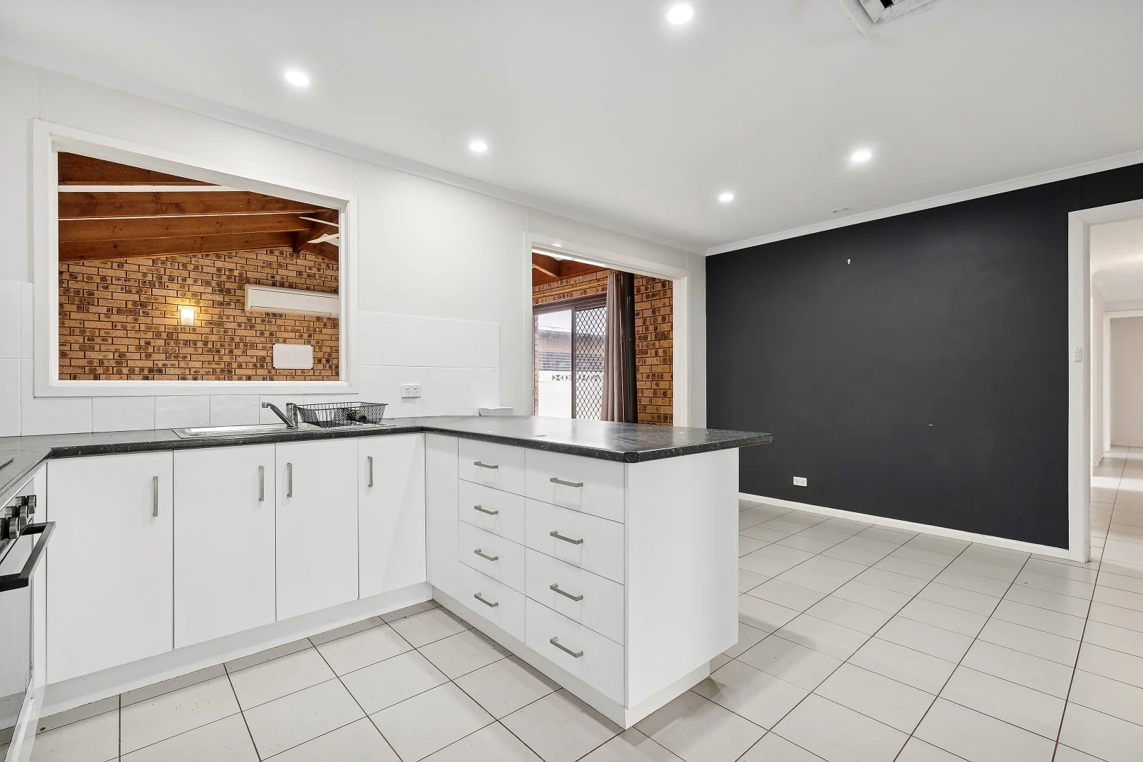 Additional image 7 of 45A Deutcher Street, Temora NSW 2666