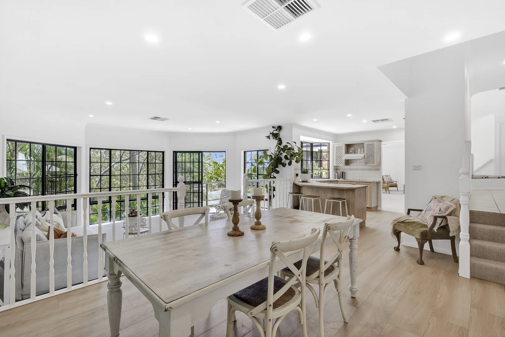 Additional image 2 of 21 Dress Circle Road, Avalon Beach NSW 2107
