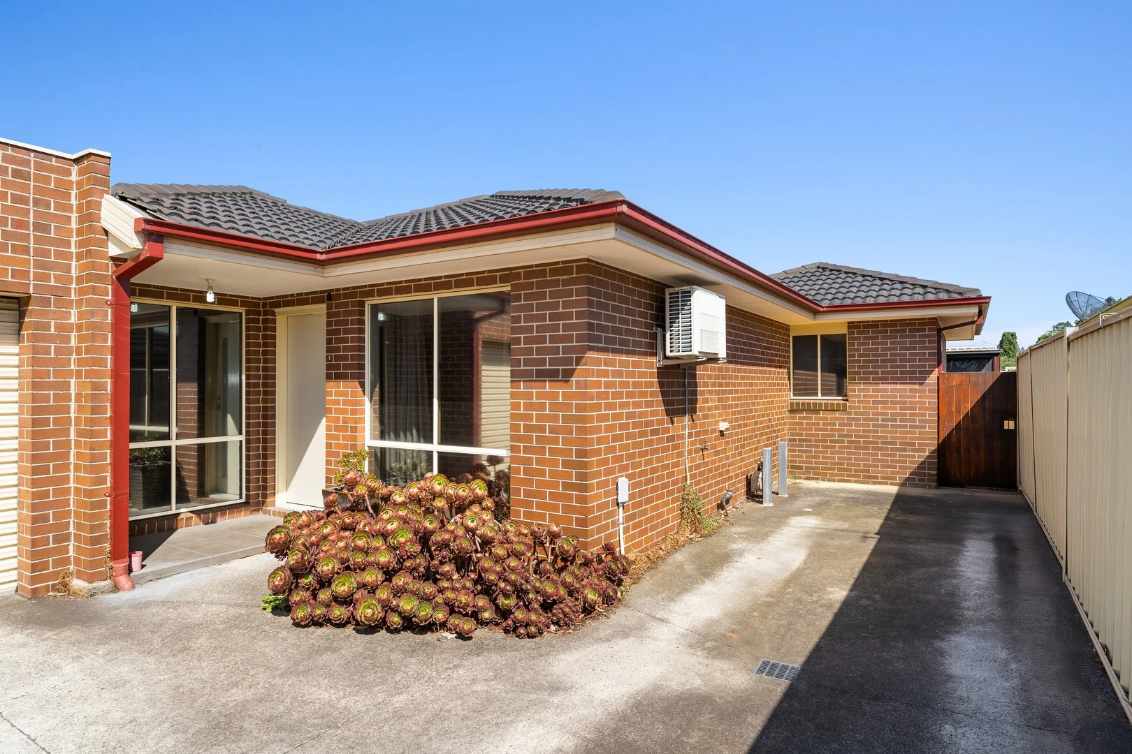2/55 Alma Avenue, Altona Meadows VIC 3028