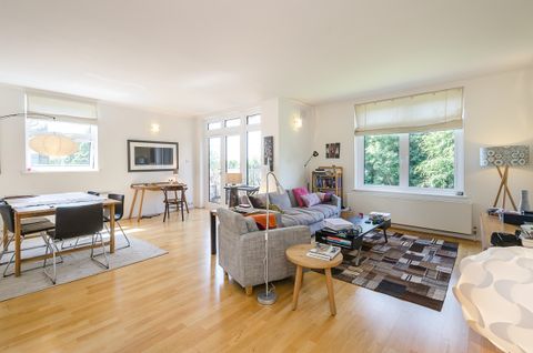 Lyndhurst Terrace, London NW3