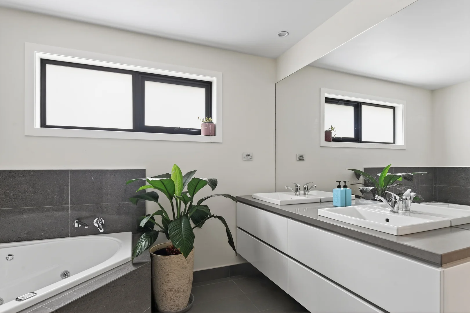 Additional image 6 of 35 Colleen Crescent, Primrose Sands TAS 7173