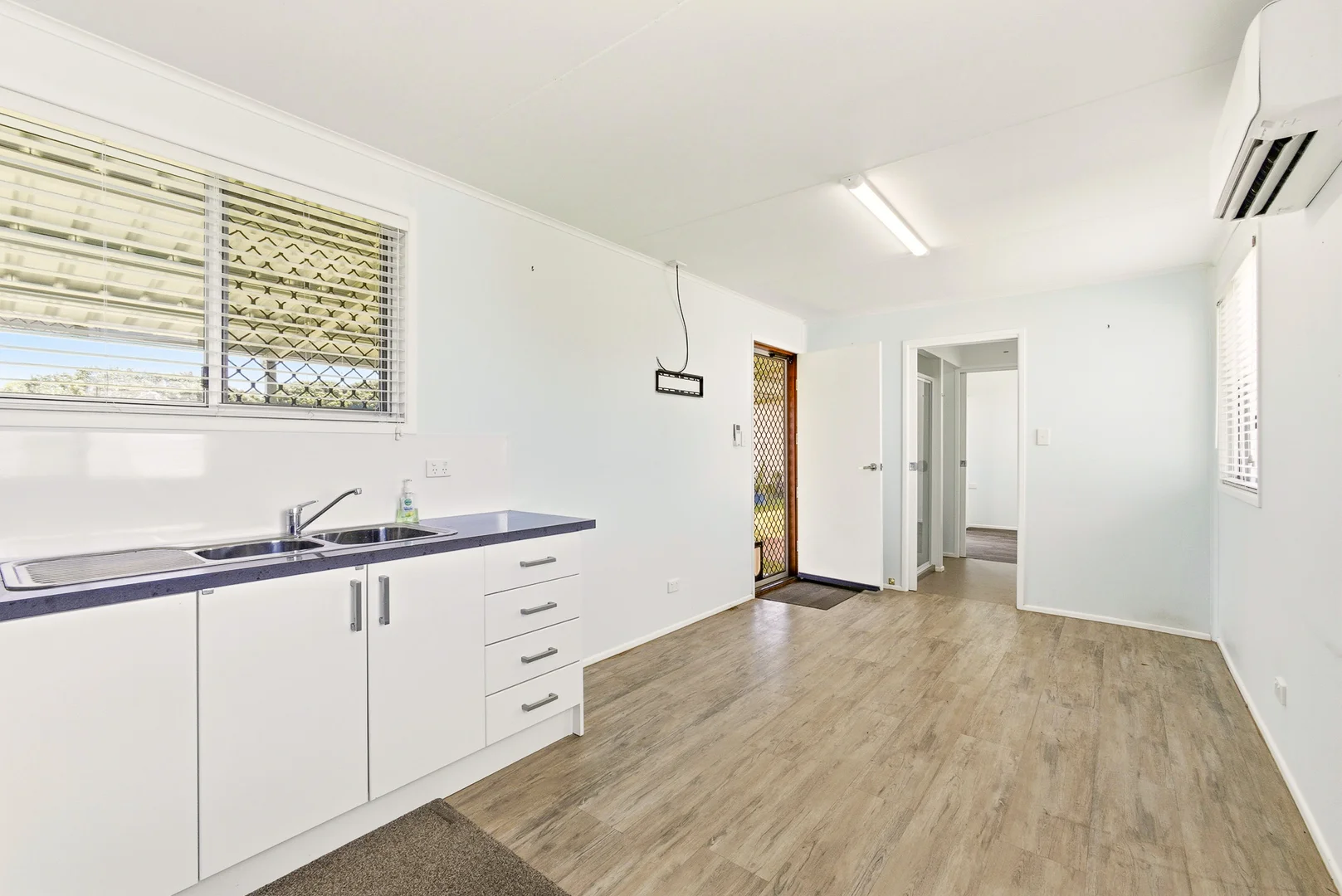 Additional image 21 of 293 Fe Walker Street, Kalkie QLD 4670