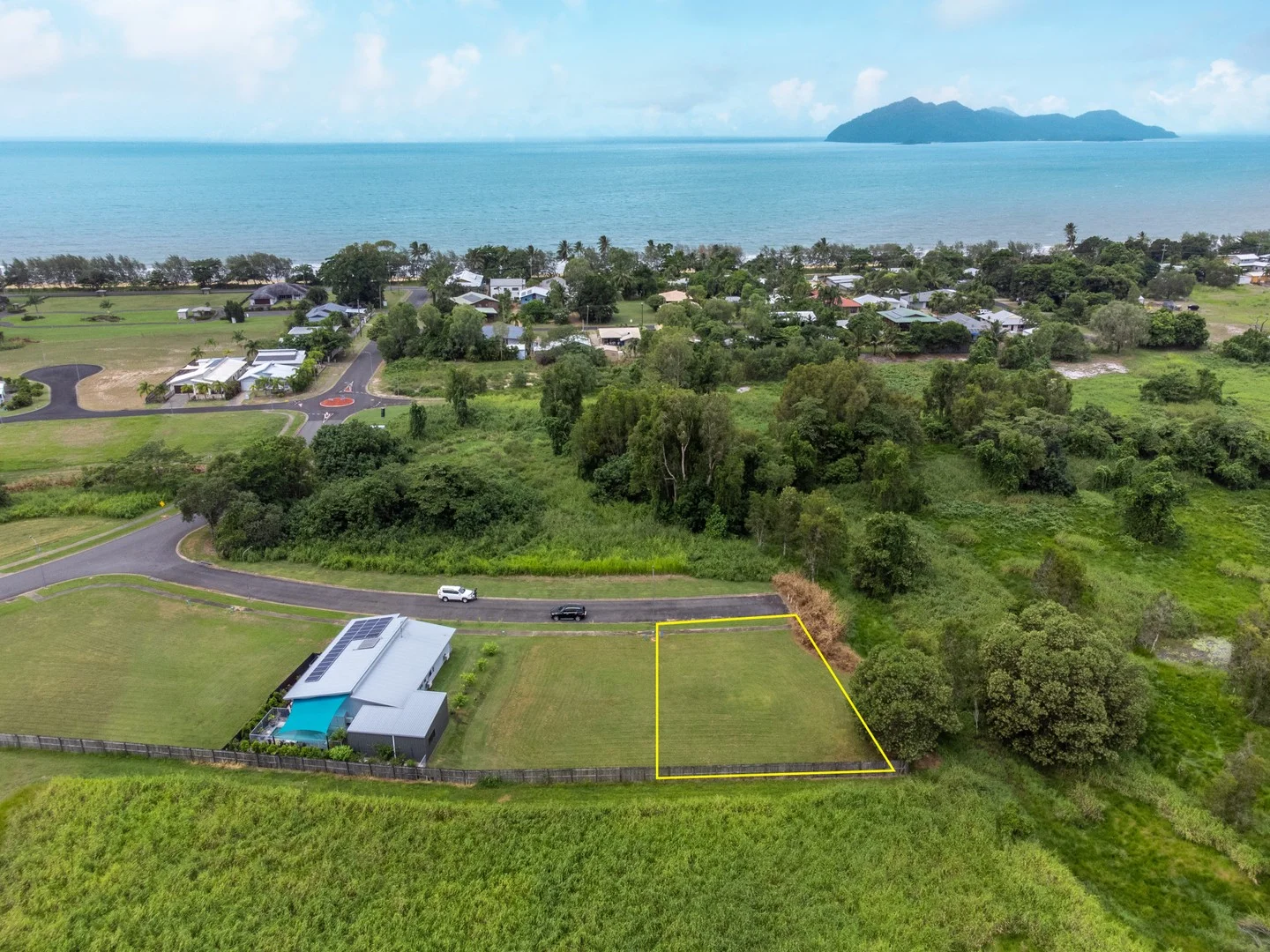 Additional image 5 of 10 Reef St, Wongaling Beach QLD 4852