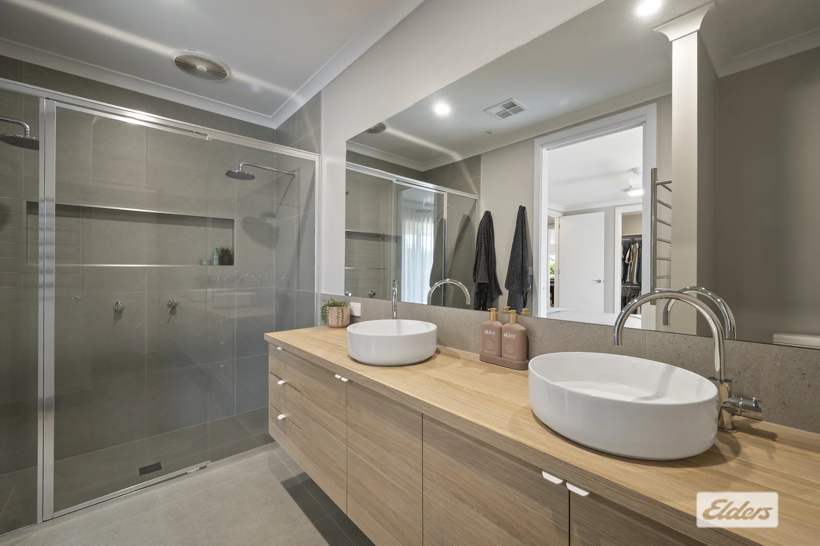Additional image 18 of 180 Hillford Circuit, Thurgoona NSW 2640