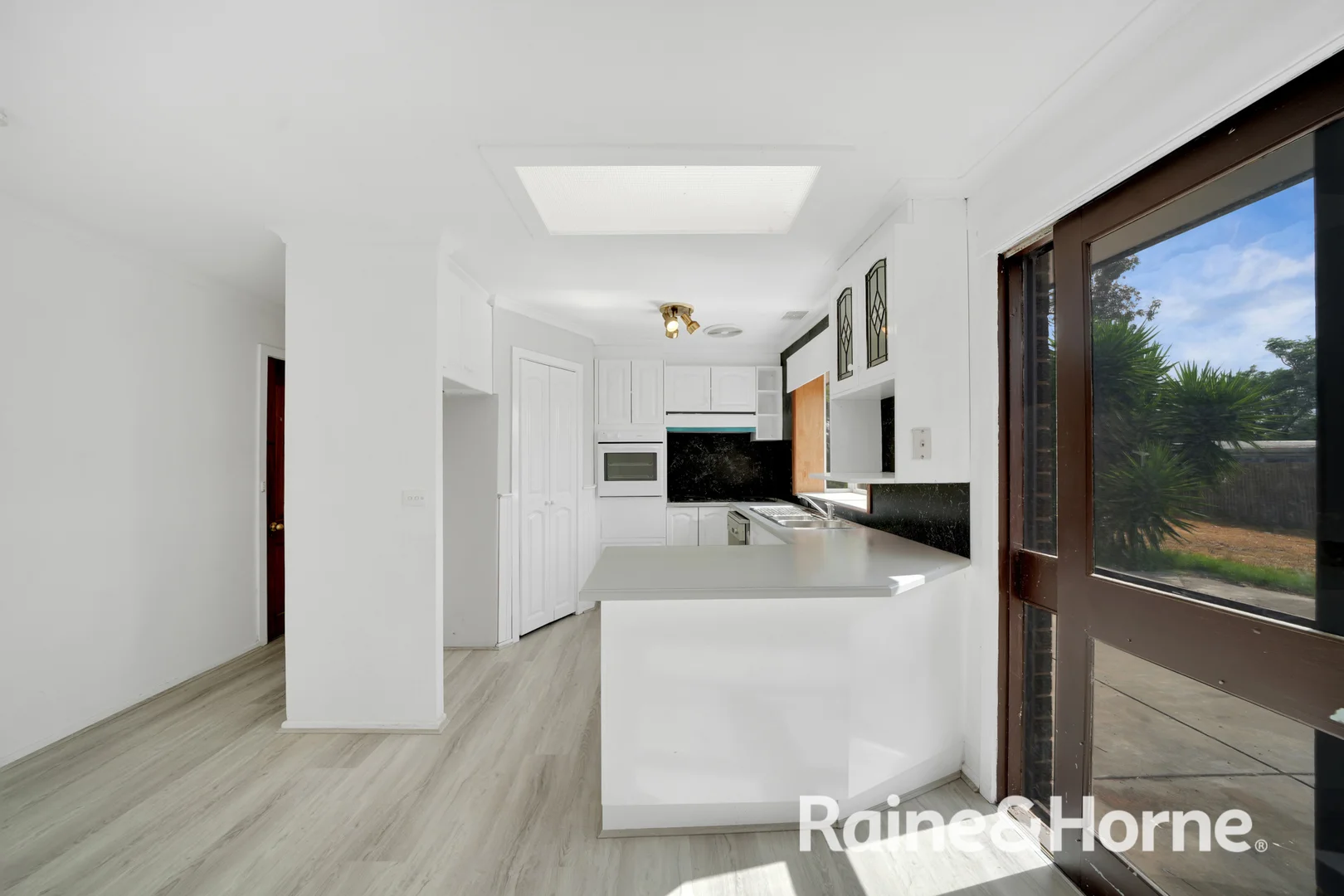 Additional image 3 of 6 Teeda Ct, Melton South VIC 3338